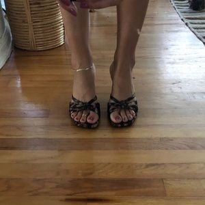 Kitten heels